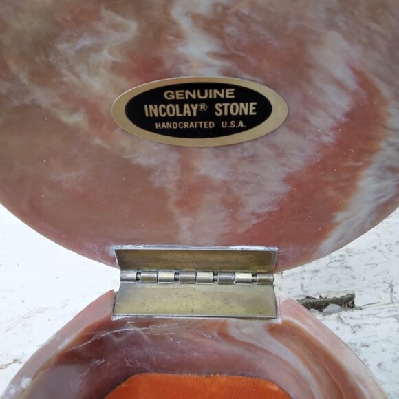 Beautiful Round Vintage Incolay Stone Carved Irises/Orchids Trinket/Jewelry Box - Picture 9 of 11